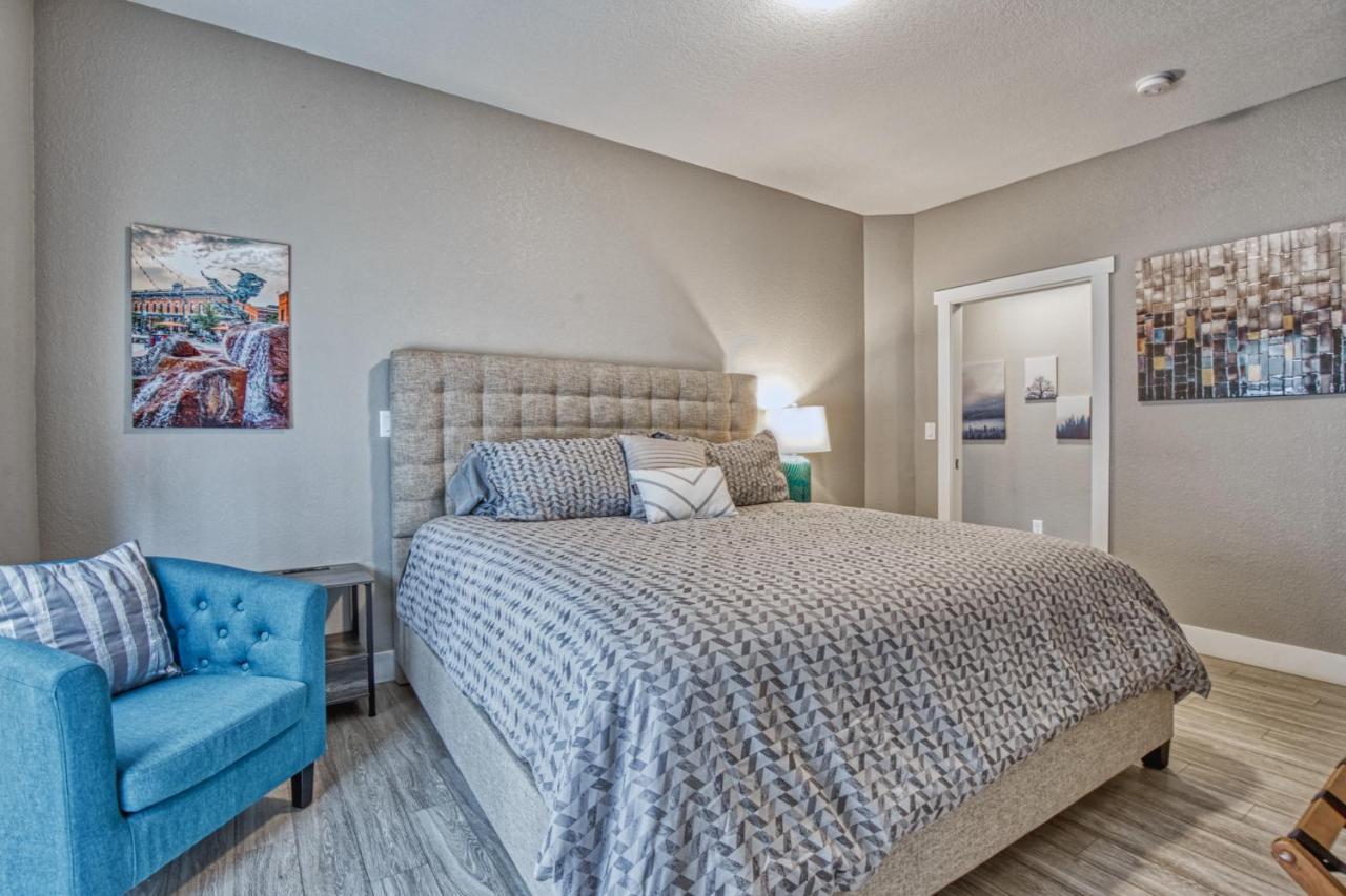 Modern Townhome Near Old Town, Breweries, & River! Fort Collins Exterior foto