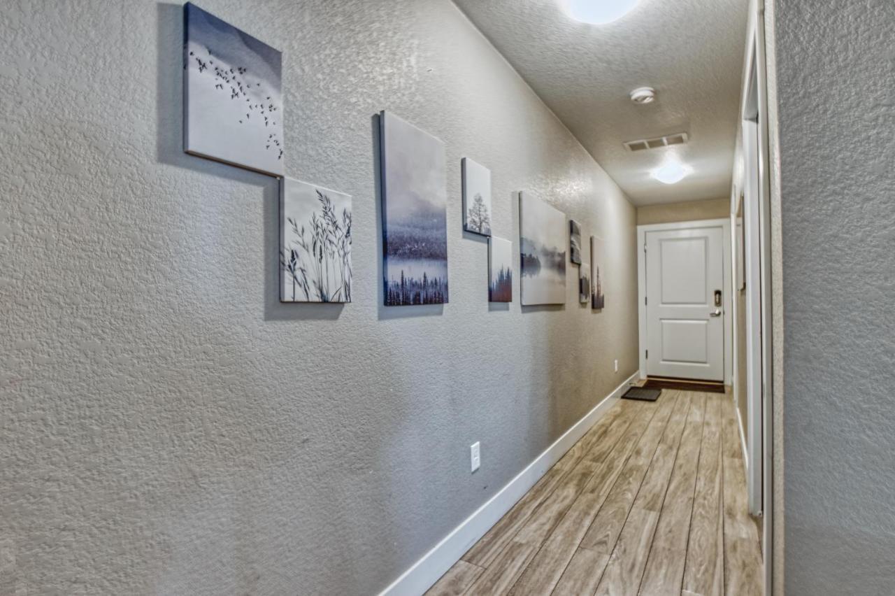 Modern Townhome Near Old Town, Breweries, & River! Fort Collins Exterior foto