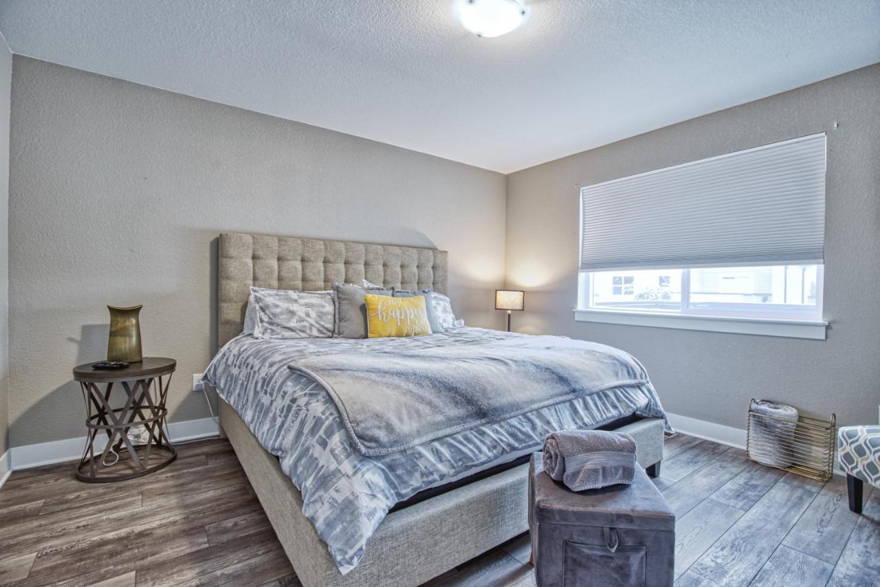 Modern Townhome Near Old Town, Breweries, & River! Fort Collins Exterior foto