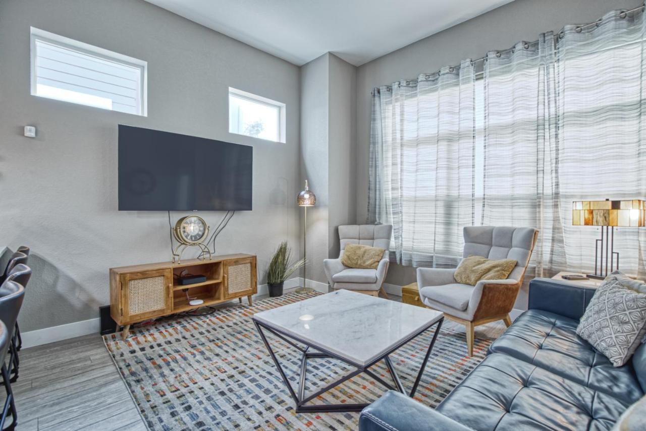 Modern Townhome Near Old Town, Breweries, & River! Fort Collins Exterior foto